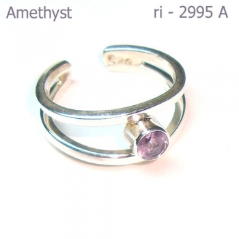 Pure silver light weight purple amethyst ring